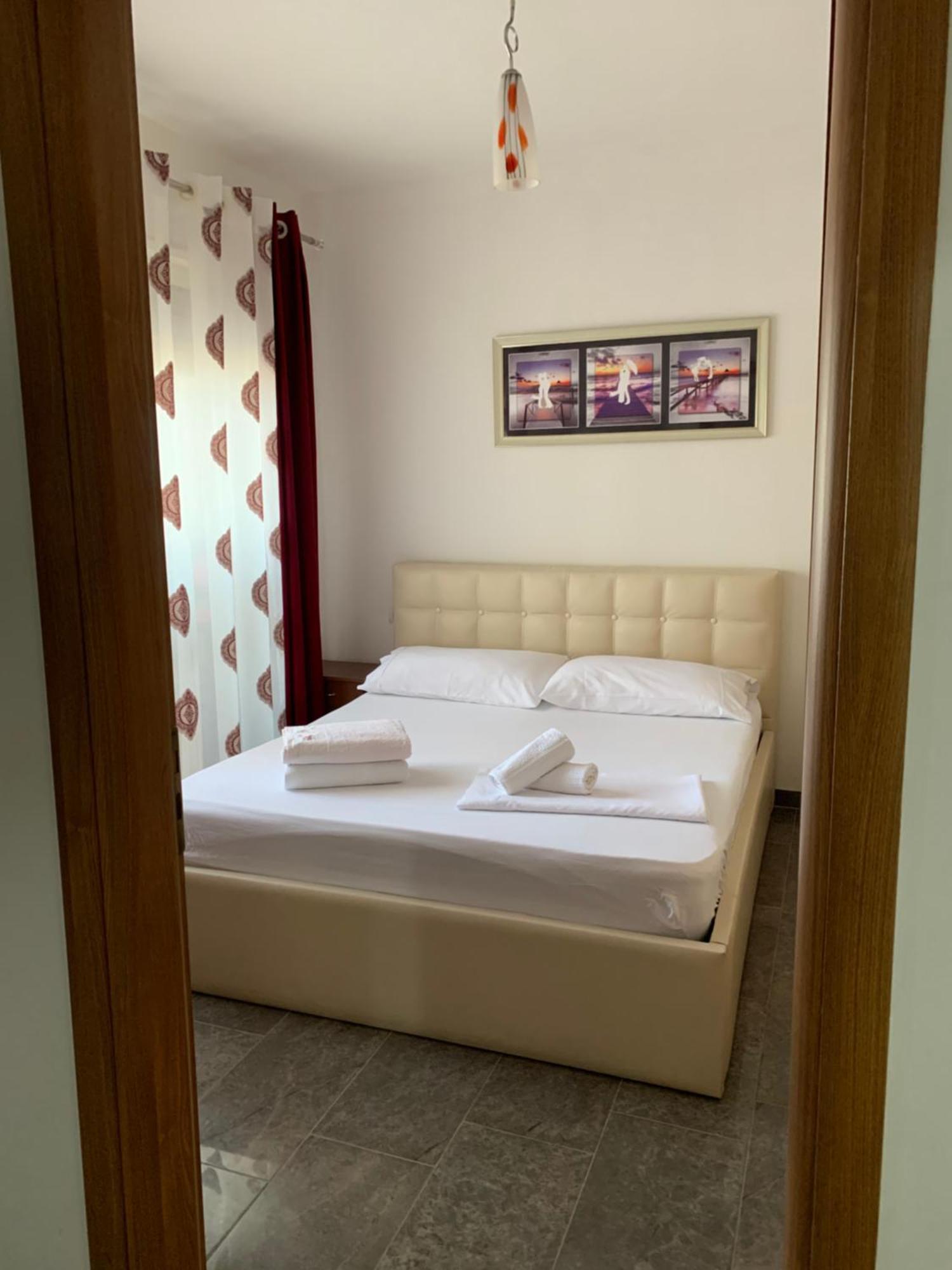 Quartz Apartament Durres Exterior photo
